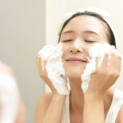 石鹸で落ちるファンデーション