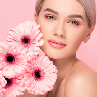 【2023春の大人メイク】ちょっとだけトレンドを入れてみたい